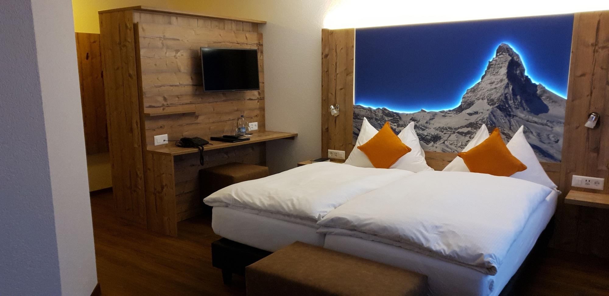 Typically Swiss Hotel Taescherhof Ngoại thất bức ảnh